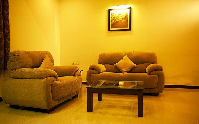 Hotel Malabar Regency 门格洛尔 外观 照片